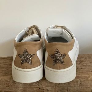 Lorena Antoniazzi Iconic Sneaker New in Box size 9